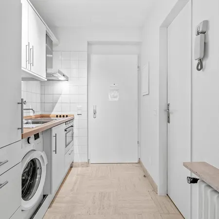 Studio In City Center 15Min From Airport Luxembourg Exterior photo